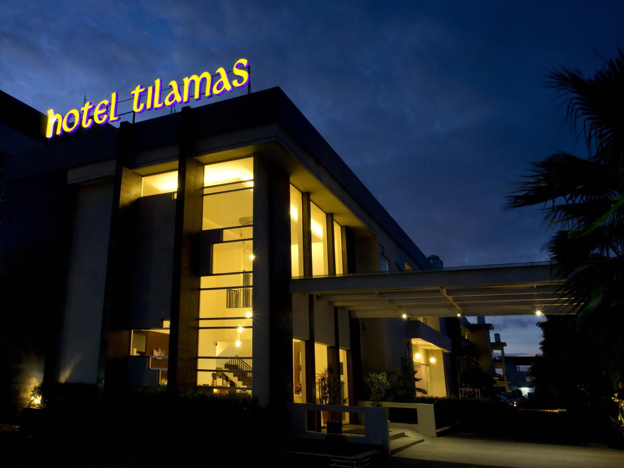 Hotel Tilamas Juanda Sawotratap Eksteriør bilde