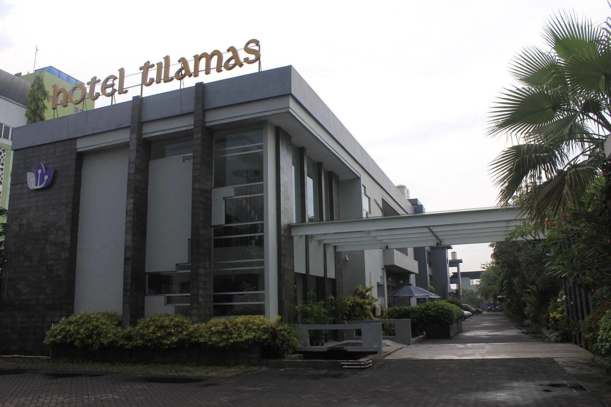 Hotel Tilamas Juanda Sawotratap Eksteriør bilde